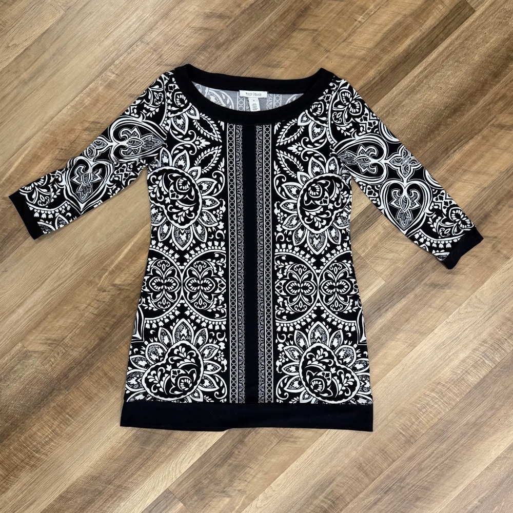 White House Black Market Monochrome Chain Pattern Dress